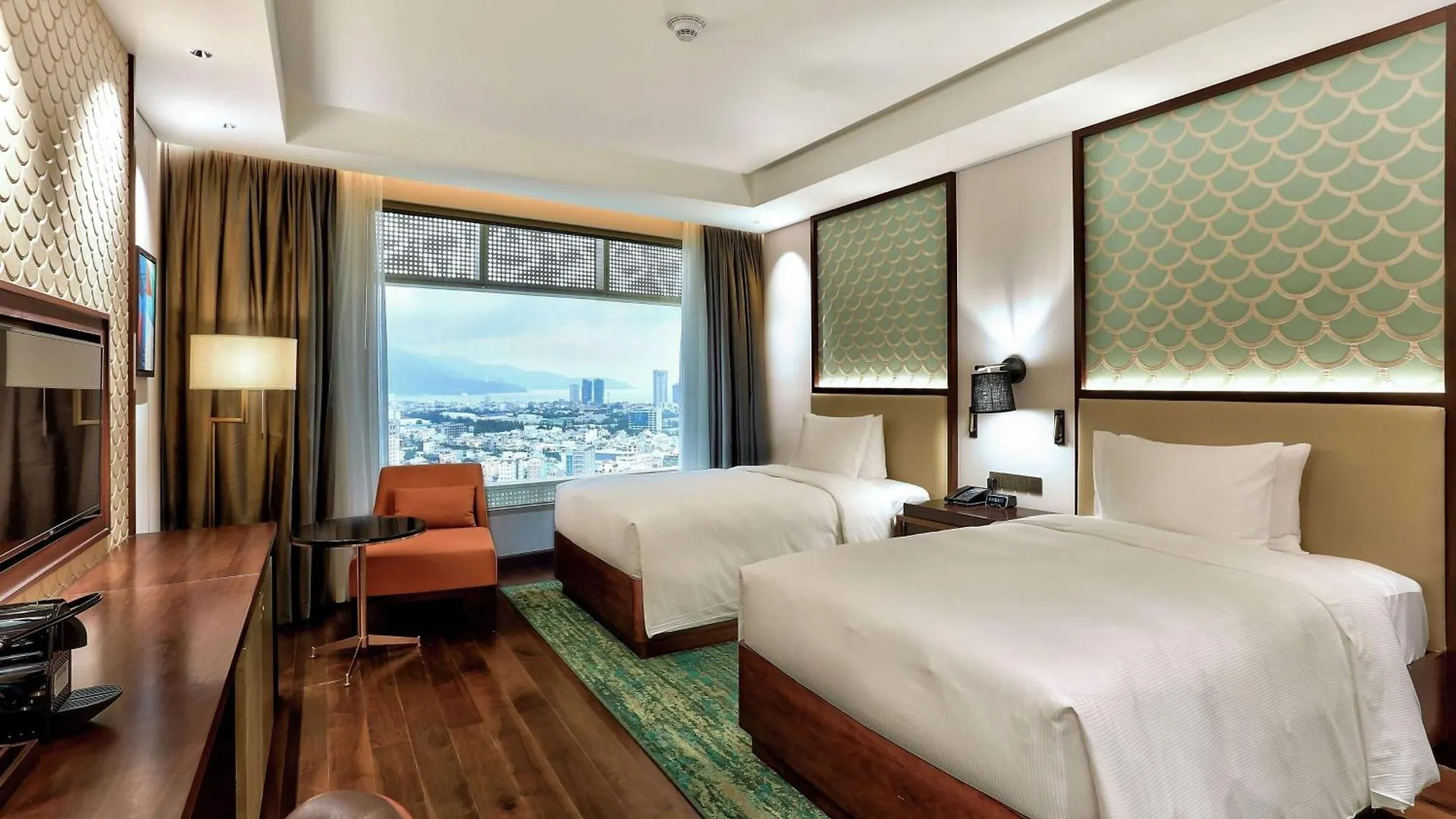 Отель Hilton Дананг 5*,