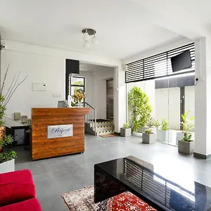 Regent Heights 公寓式酒店 康提