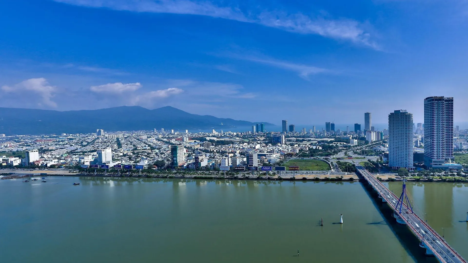 Hilton Da Nang Hotel