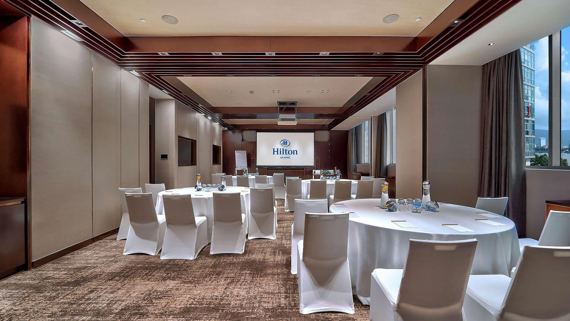 Hilton Da Nang Hotel 5*,