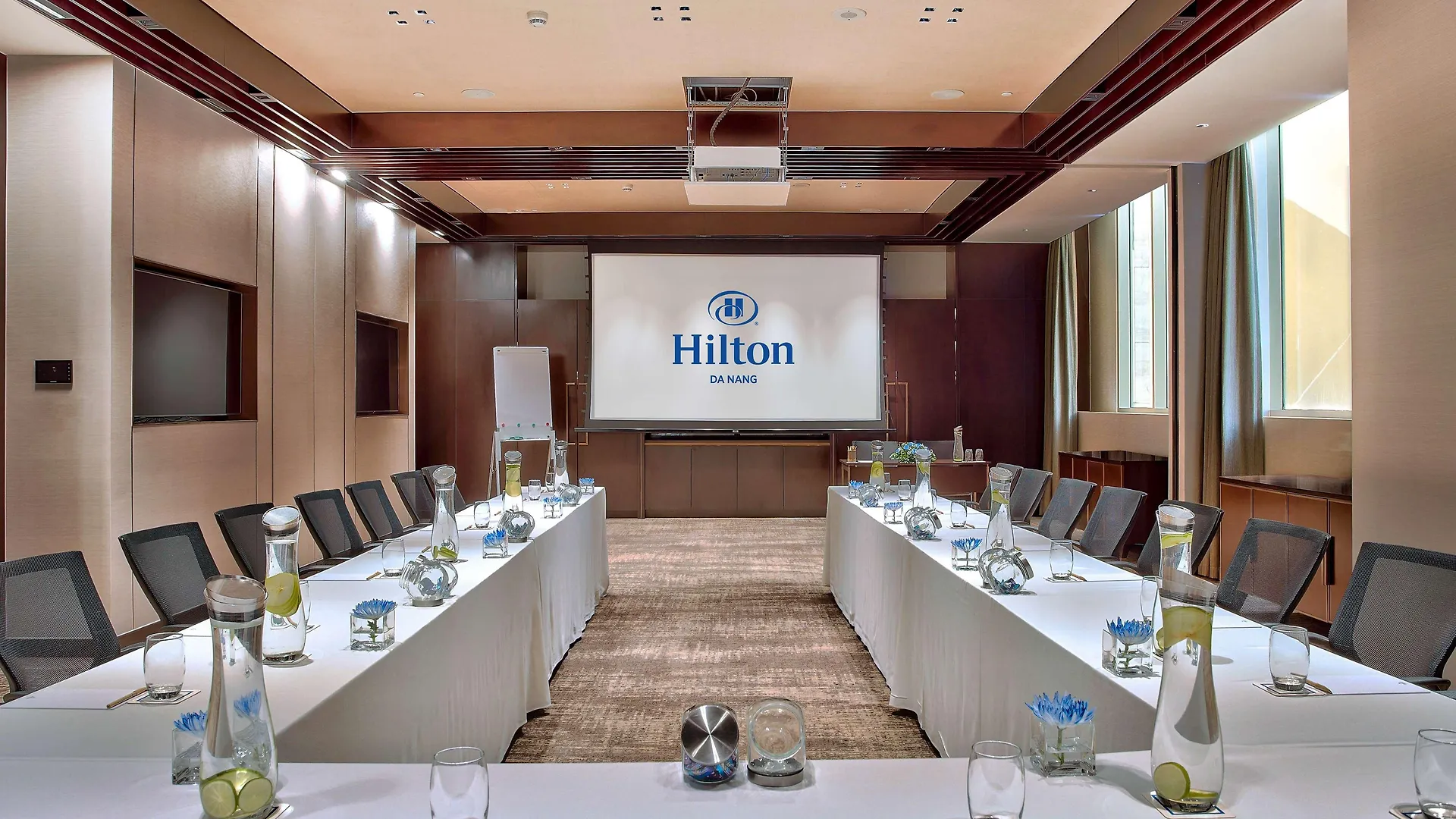 Hilton Da Nang Hotel